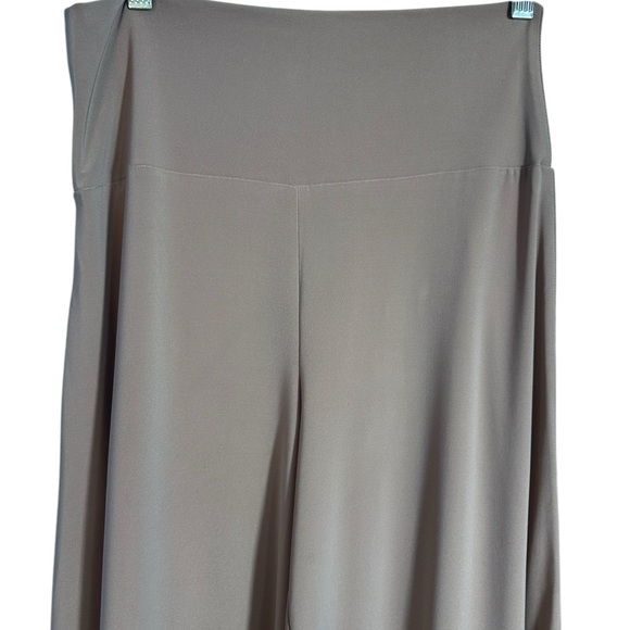 Revolve Norma Kamali Chic Two-Tone Wide-Leg Elephant Pants - Picture 10 of 12